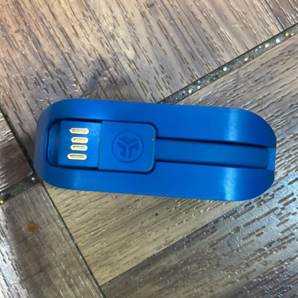 JLAB Bluetooth Earbuds - Picture 3 of 4